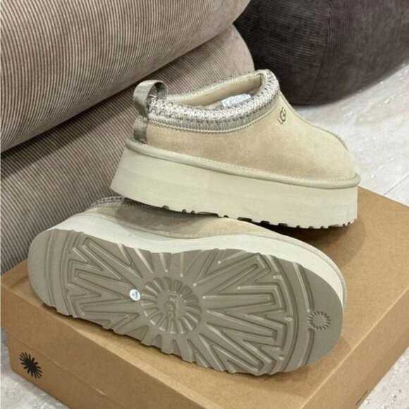 Ugg Tazz Tasman Platform Slippers - Picture 5 of 7